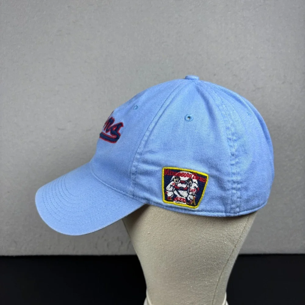 Vintage Minnesota Twins MLB Nike Light Blue Script Cooperstown Baseball Cap Hat